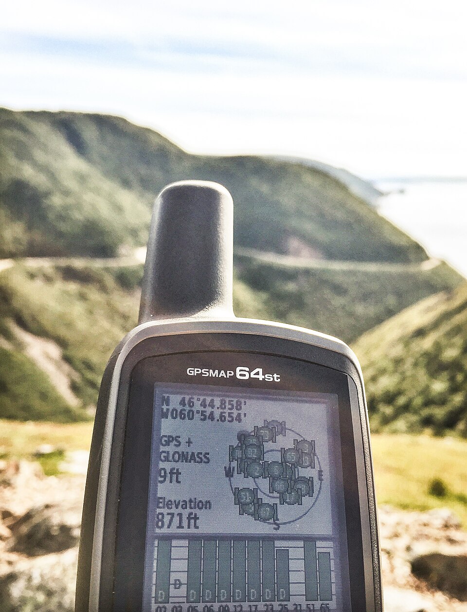 GPS satelital + radio
